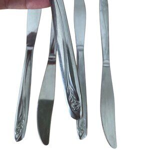 Vtg International Silver INS55 Rose Pattern Dinner Knives Set 5 Glossy Stainless